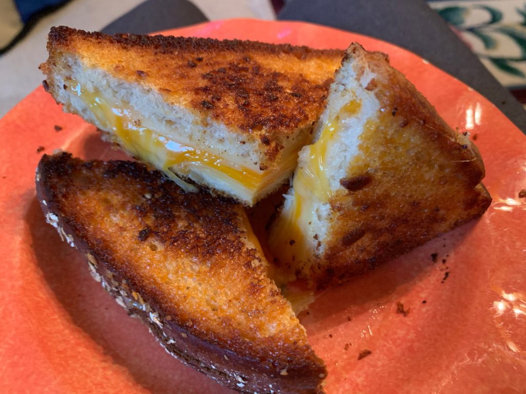 [Homemade] Colby Jack & GoudaKäseSandwich gemischte Dinge