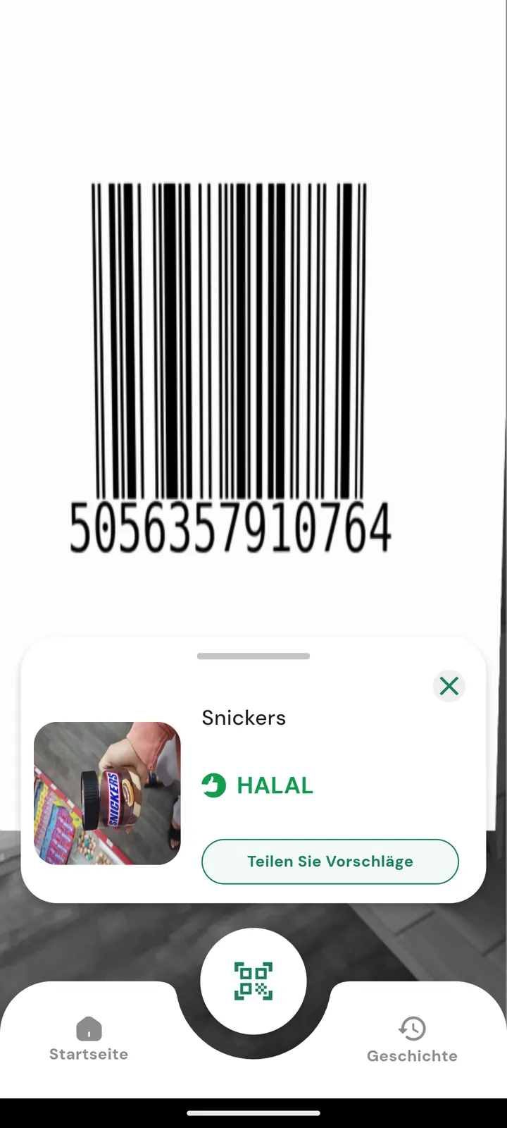 Halalk erkennt einen EAN-13-Barcode und zeigt das Ergebnis Snickers HALAL